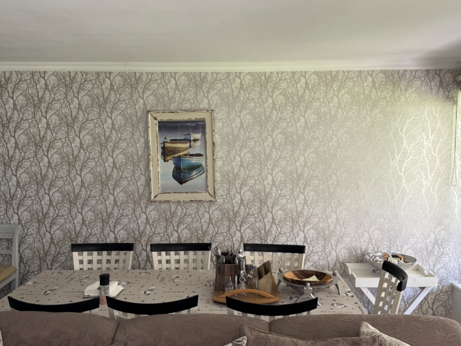 To Let 4 Bedroom Property for Rent in Bowtie Western Cape
